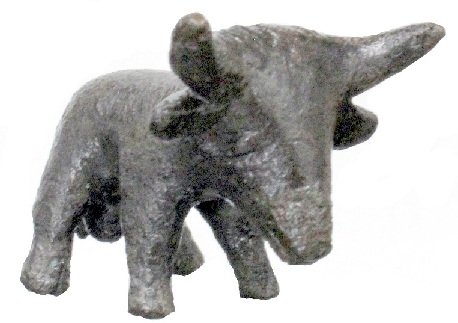 Small bull in bronze, from the Scavi Stoop 1963-69, Timpone della Motta. Late 8th-early 7th century BC. Height 3.8cm. National Archaeological Museum of the Sibaritide, Sibari. Small bull in bronze, from the Scavi Stoop 1963-69, Timpone della Motta. Late 8th-early 7th century BC. Height 3.8cm. National Archaeological Museum of the Sibaritide, Sibari.