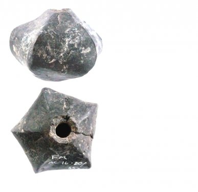 Spindle whorl shaped like a pomegranate, found during the Scavi Kleibrink 1991-2004 on the Timpone della Motta, 8th century BC, National Archaeological Museum, Sibari. Spindle whorl shaped like a pomegranate, found during the Scavi Kleibrink 1991-2004 on the Timpone della Motta, 8th century BC, National Archaeological Museum, Sibari.